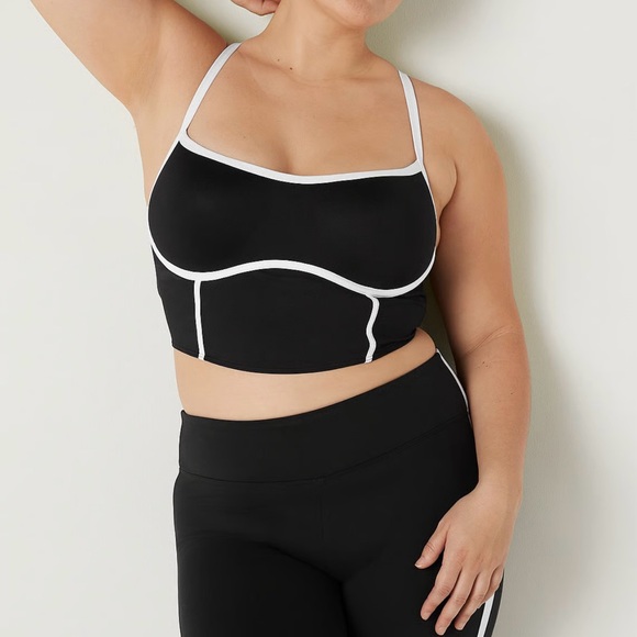 PINK Victoria's Secret Black and White Sports Bra with Y-Back Design - Picture 5 of 7